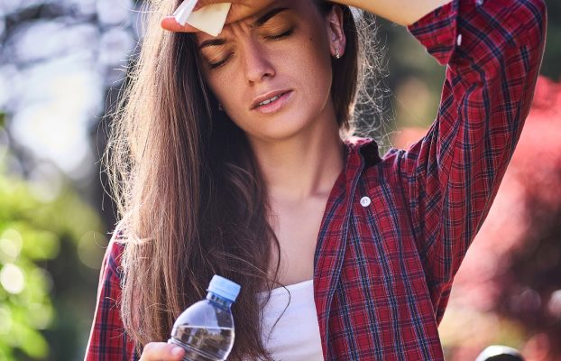 عندما ترتفع الحرارة… كيف يتأثر دماغنا وسلوكنا؟